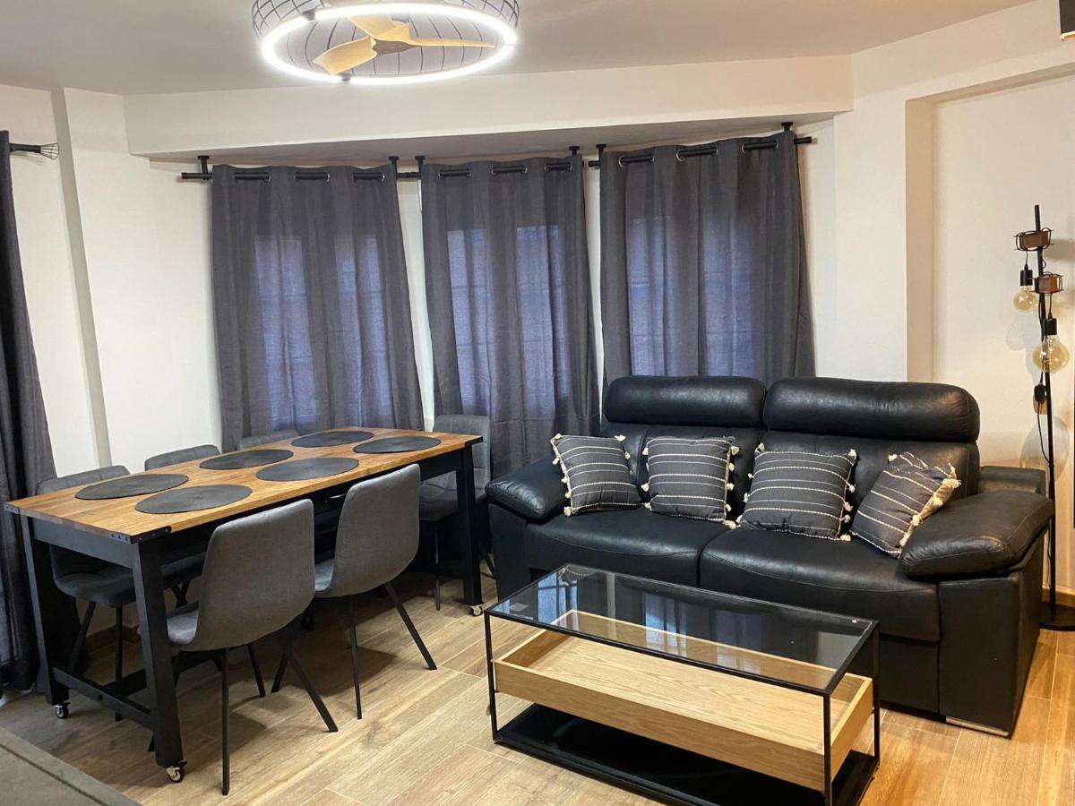 SOLYMAR PONIENTE Apartamento Recién Reformado A 3 min de Playa Poniente y del Centro Parking Opcional Benidorm Esterno foto